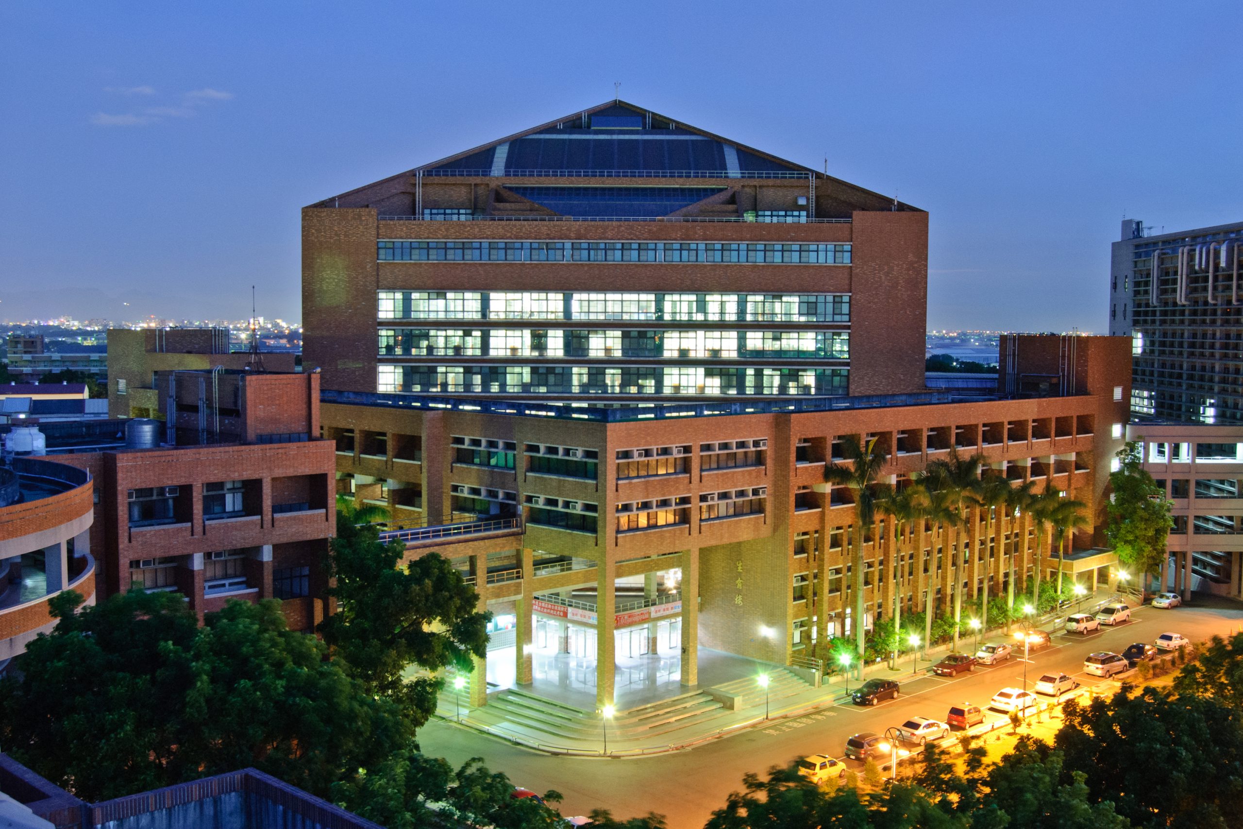 吳鳳科技大學– 台灣海外聯合招生委員會