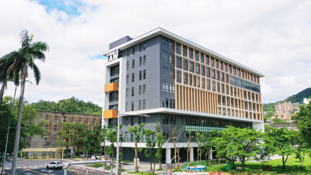 政治大學法學院