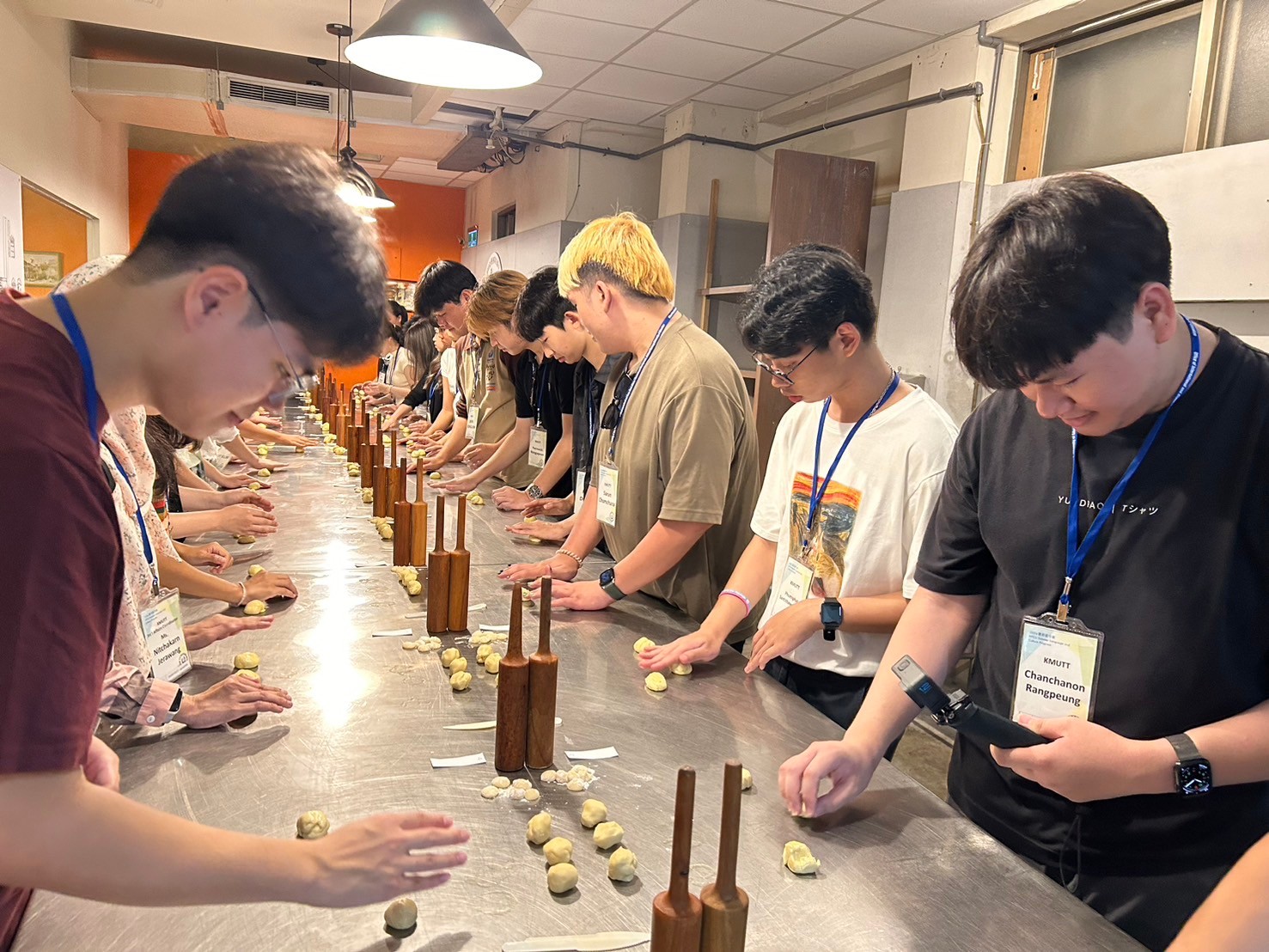 Line album 0806 sun cake museum mandarin class 240813 55