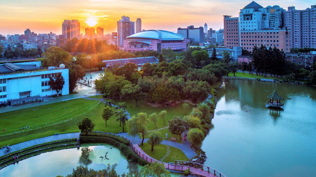 國立臺灣大學05