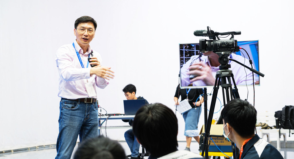 52368256875 efd2aaf052 b