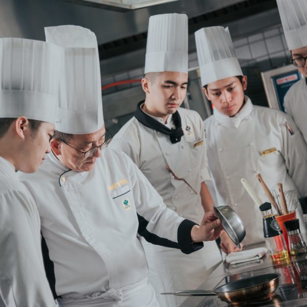 招生亮點-課程專業業界連結-廚藝教學