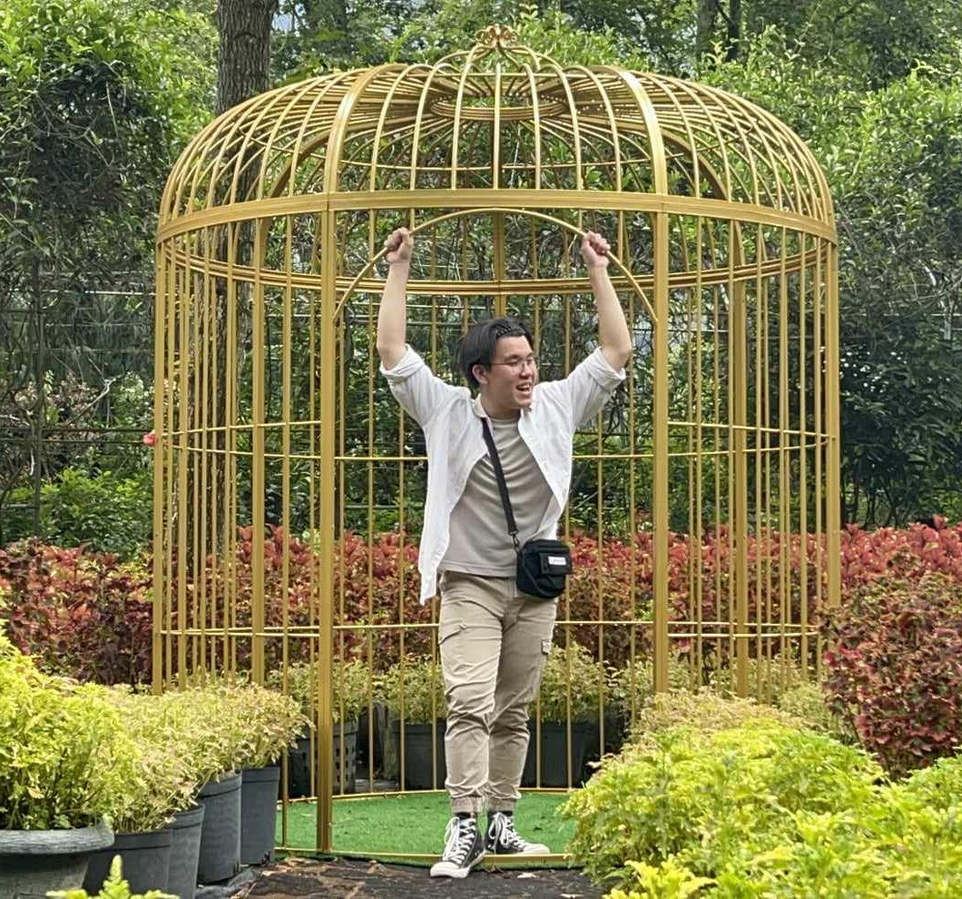 享受了沒經歷過的新鮮的學校生活，這些經歷讓我學到很多的東西。