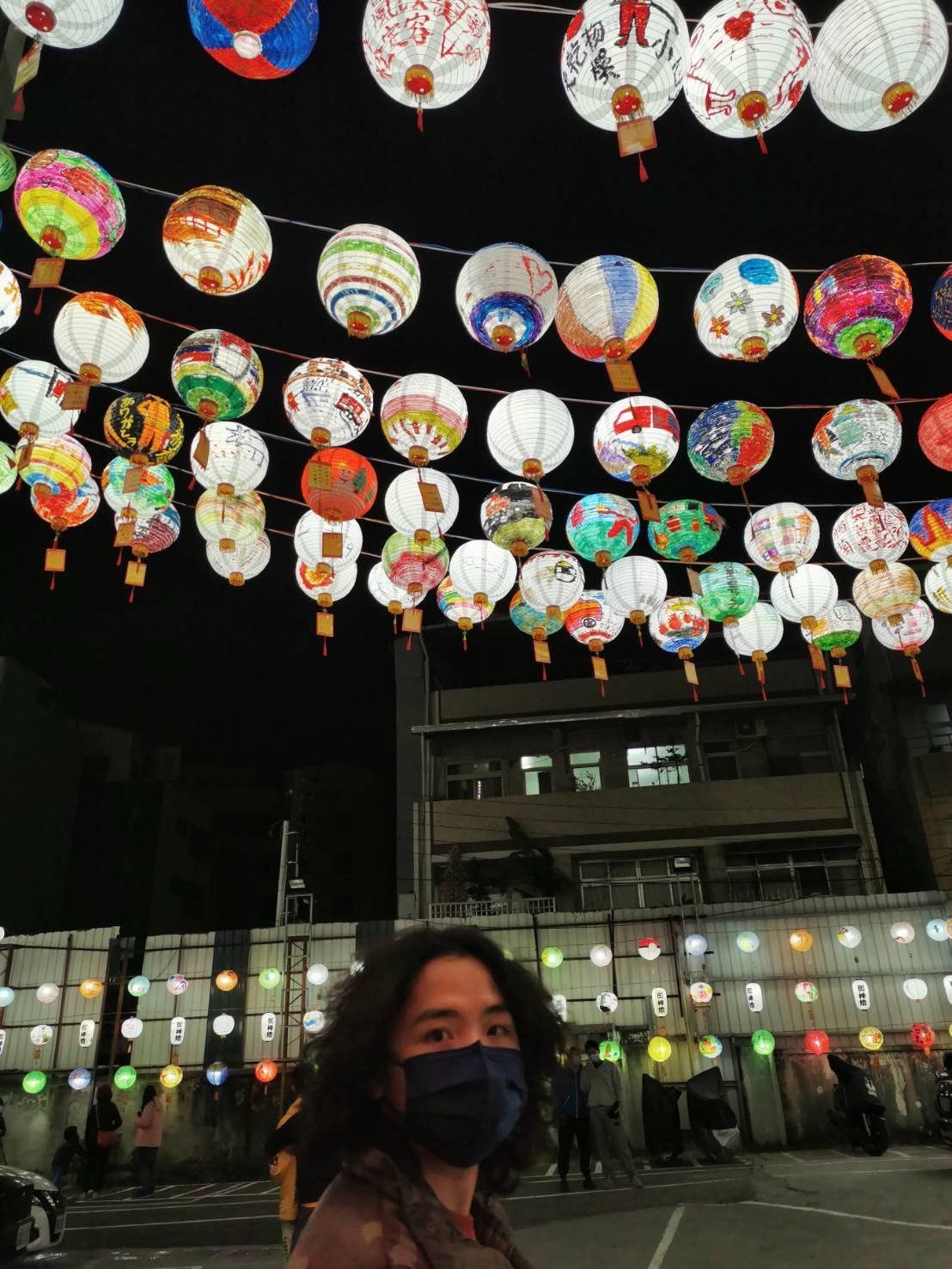 在台升學可以體驗不同生活及文化，亦是畢業後工作及發展的好地方