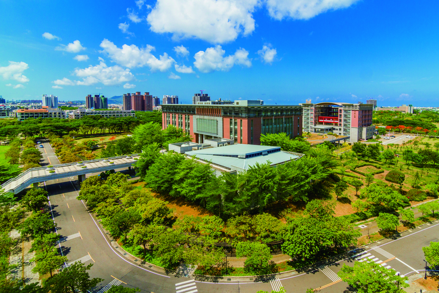 高大傑出校友吳品頡勉學弟妹 高科技產業 物理人才不缺席