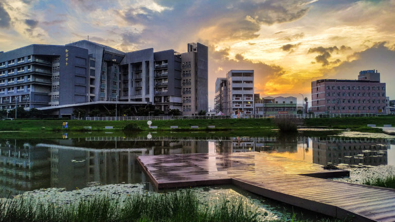 國立勤益科技大學四年制產學合作學士海外青年技術訓練班