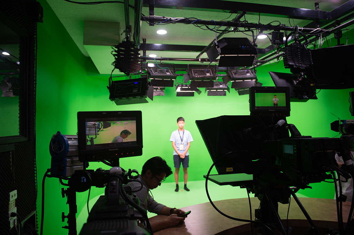 文化大學新聞營打造五星級主播體驗　名師帶路開啟高中生新聞夢