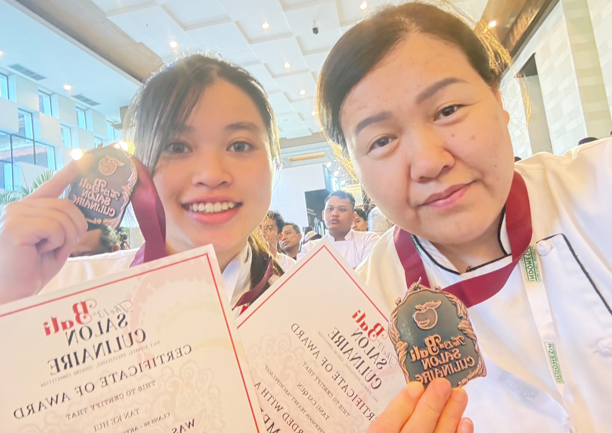 玄奘大學湯彩群老師、馬來西亞僑生陳可蕙榮獲國際競賽青銅獎，表現亮眼！